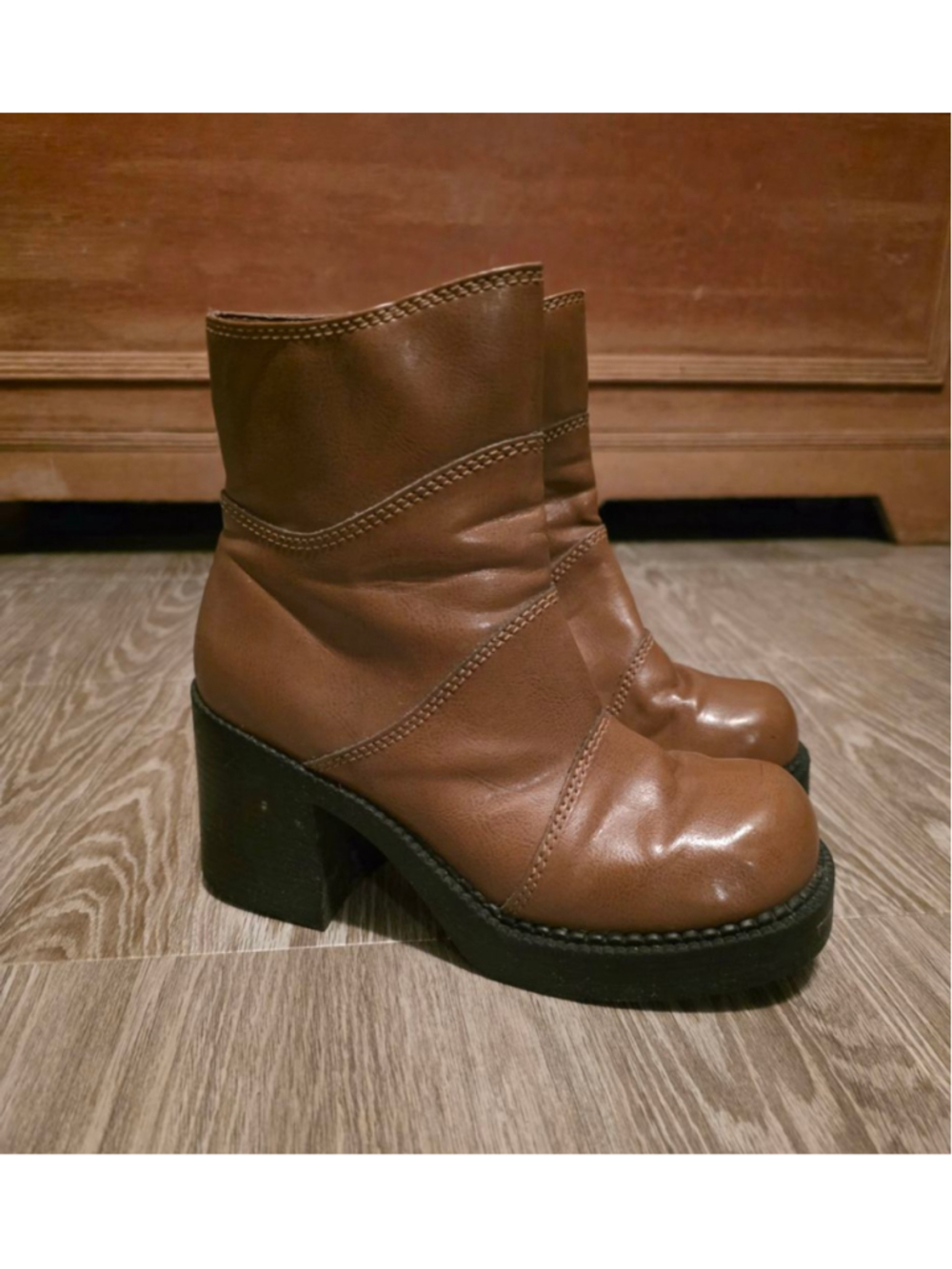 Women's New CHARKIES Brown Heeled Boots 6.5 with Black Platform Vintage Y2K